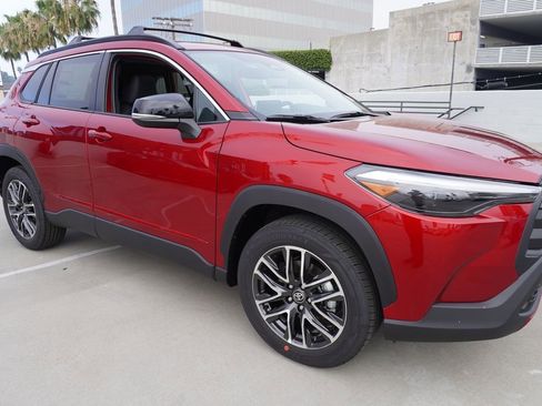 New 2026 Toyota Corolla Cross XLE image 3