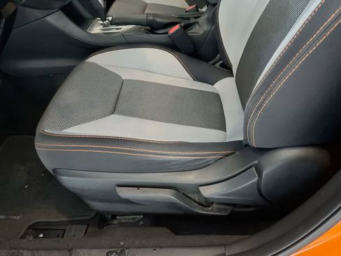 Used 2018 Subaru Crosstrek 2.0i Premium image 12