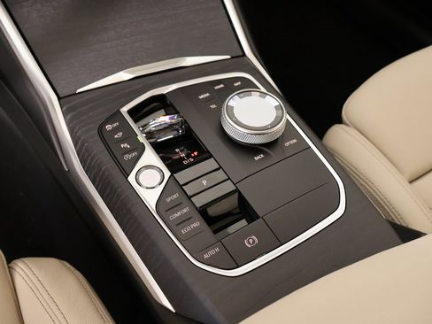 New 2026 BMW 330i Sedan w/ M Sport Package image 9