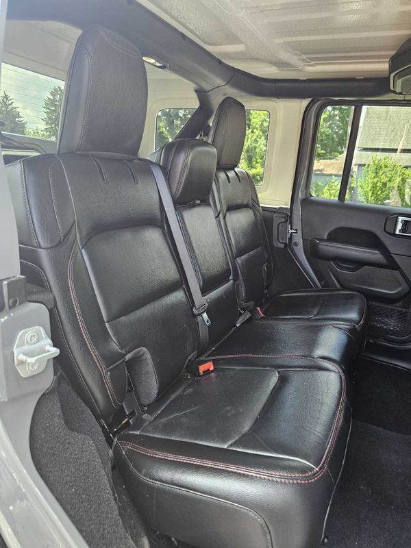 Used 2021 Jeep Wrangler Unlimited Rubicon w/ Uconnect 4C Nav & Sound Group AWD/4WD image 4