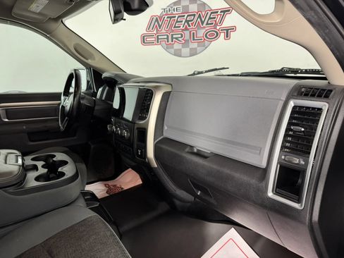 Used 2013 RAM 1500 Classic SLT w/ Big Horn Equipment Group AWD/4WD image 12