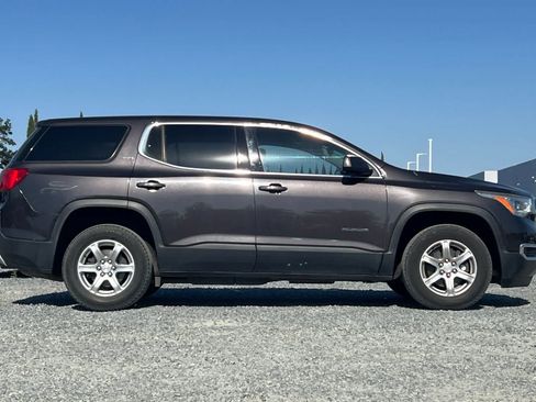 Used 2018 GMC Acadia SLE FWD image 9