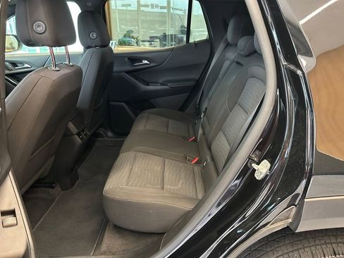 Used 2025 Chevrolet Equinox LT image 28