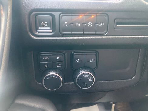 Certified 2021 Chevrolet Tahoe LT AWD/4WD image 28
