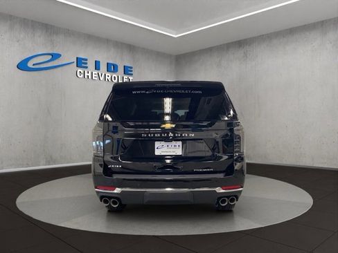 New 2026 Chevrolet Suburban Premier image 4