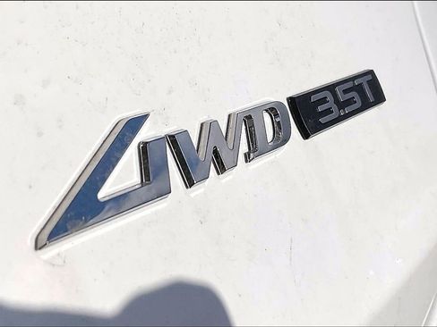 New 2026 Genesis GV80 3.5T Prestige AWD/4WD image 9