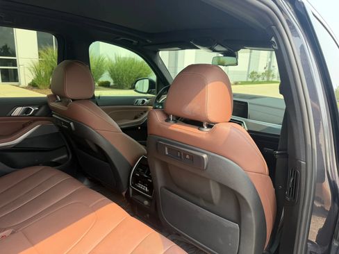 Used 2021 BMW X5 sDrive40i w/ Convenience Package RWD image 19