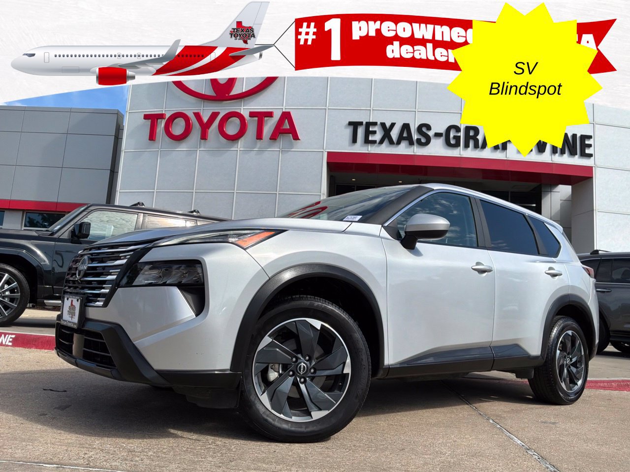 Used 2025 Nissan Rogue SV FWD image 1