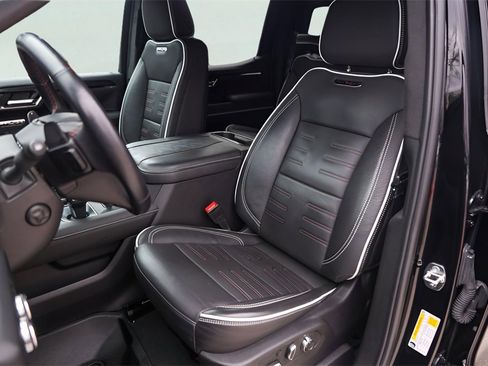 Used 2024 GMC Sierra 1500 AT4X image 10