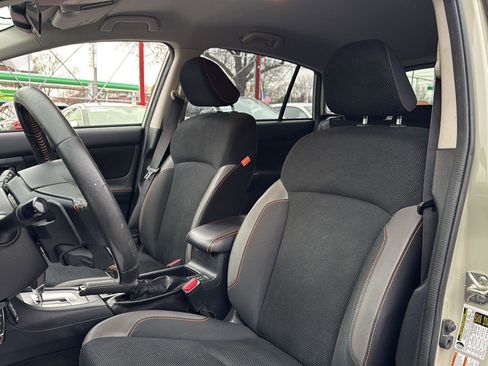 Used 2016 Subaru Crosstrek 2.0i Premium image 16