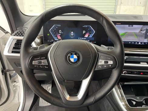 Used 2024 BMW X5 sDrive40i w/ Premium Package RWD image 18