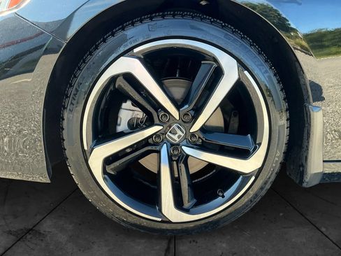 Used 2021 Honda Accord Sport image 15