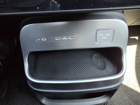 New 2026 Hyundai Ioniq 9 Limited image 18