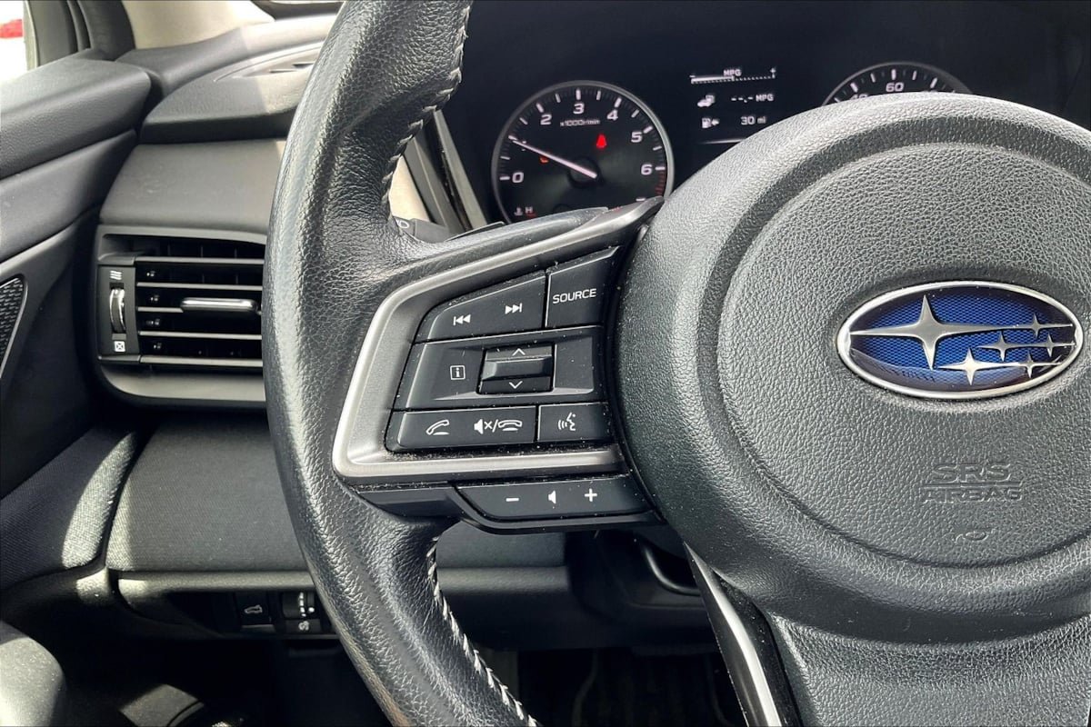 Used 2024 Subaru Outback Premium AWD/4WD image 18