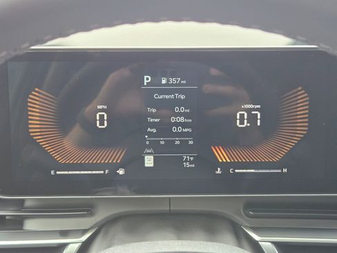 New 2026 Kia Carnival FWD image 26