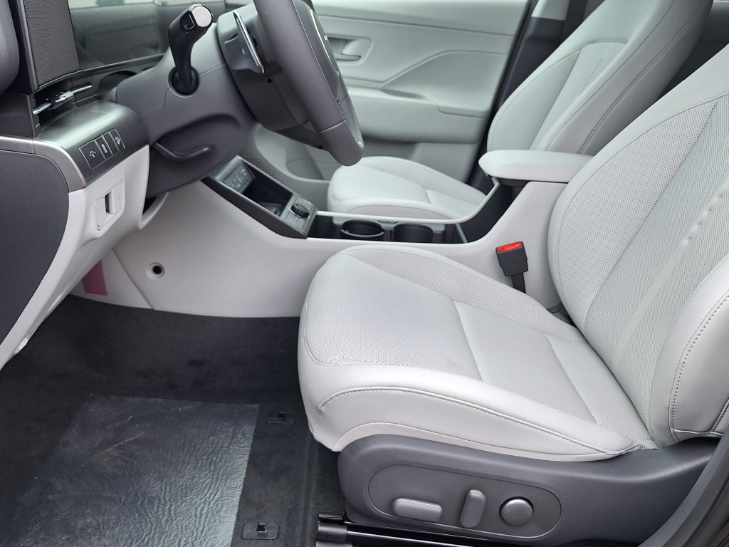 New 2026 Hyundai Kona SEL Premium AWD/4WD image 11