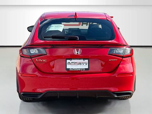 Used 2023 Honda Civic Sport image 6