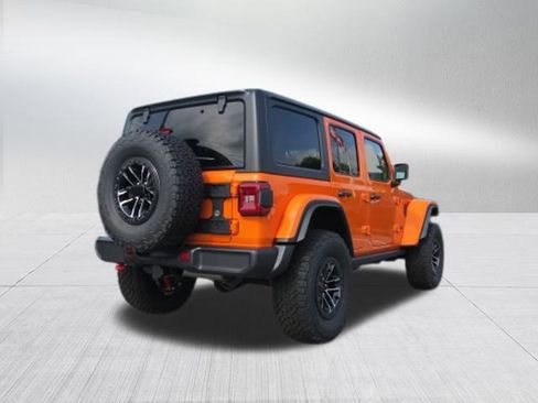 New 2025 Jeep Wrangler Unlimited Rubicon w/ XTREMEE 35" Tire Package image 3