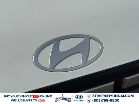 New 2026 Hyundai Santa Fe SE image 8