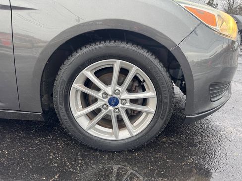 Used 2015 Ford Focus SE image 19