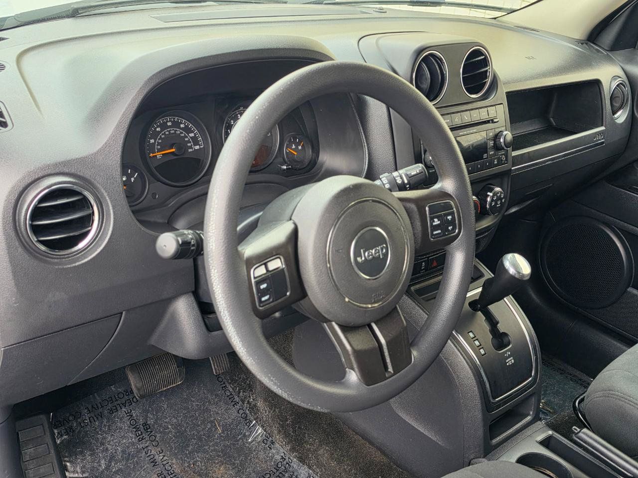 Used 2017 Jeep Patriot Sport w/ Power Value Group AWD/4WD image 10
