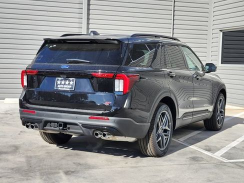 New 2026 Ford Explorer ST AWD/4WD image 4