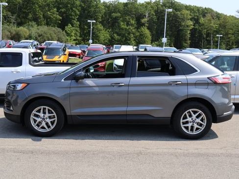 Used 2022 Ford Edge SEL w/ Convenience Package AWD/4WD image 3