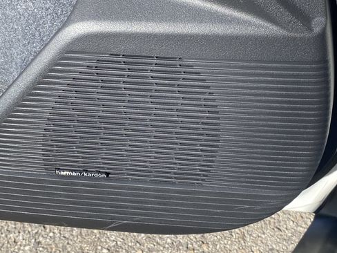 New 2026 Subaru Outback Limited image 29