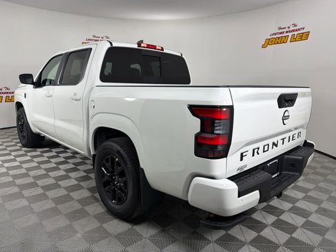 New 2026 Nissan Frontier SV w/ Tow Package image 3