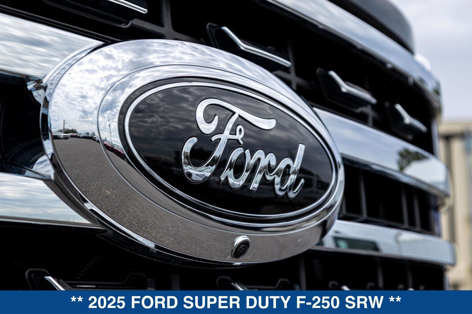 New 2025 Ford F250 Lariat w/ Lariat Ultimate Package AWD/4WD image 35