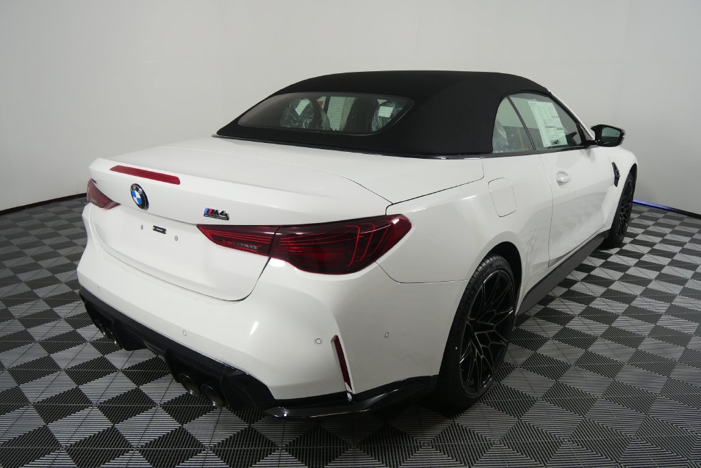 Used 2026 BMW M4 xDrive Competition AWD/4WD image 5
