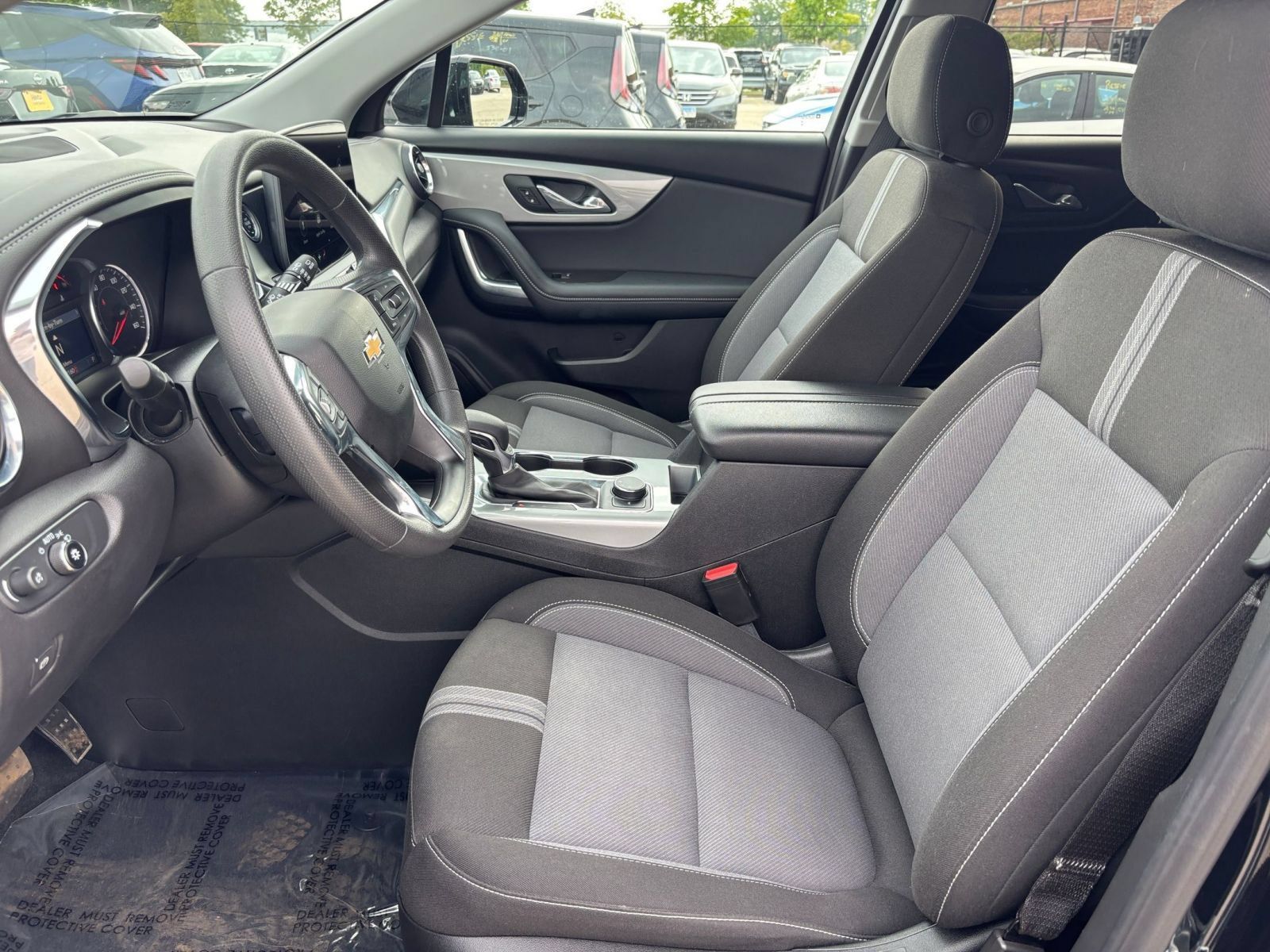 Used 2025 Chevrolet Blazer LT FWD image 27