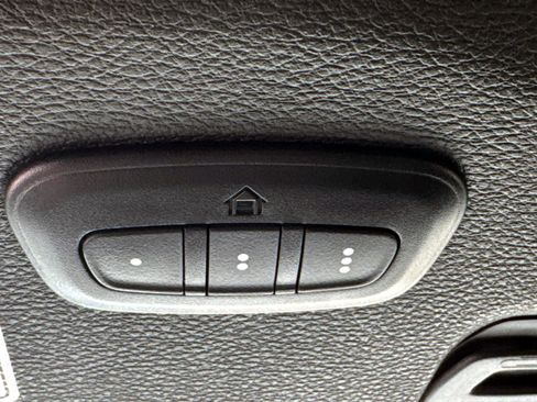 Used 2023 Jeep Wrangler Unlimited Sahara w/ Cold Weather Group image 25