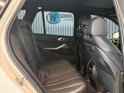 Used 2022 BMW X5 xDrive40i w/ M Sport Package AWD/4WD image 7