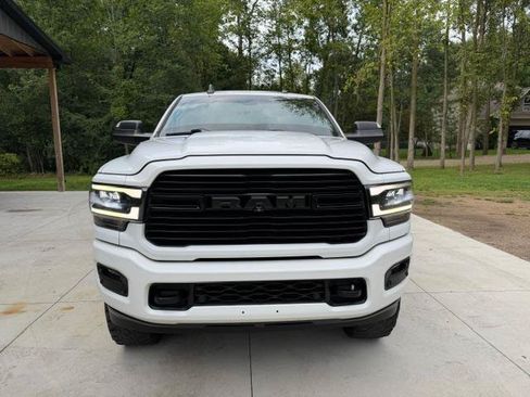 Used 2021 RAM 2500 Laramie w/ Night Edition AWD/4WD image 3