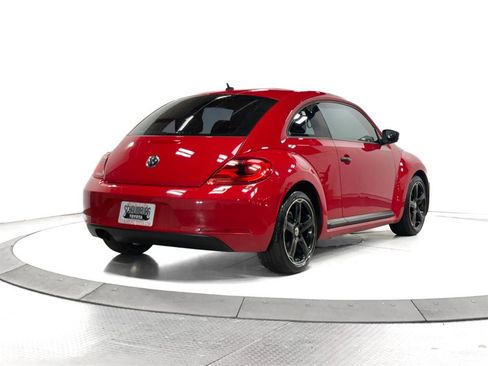 Used 2014 Volkswagen Beetle 2.5 image 10