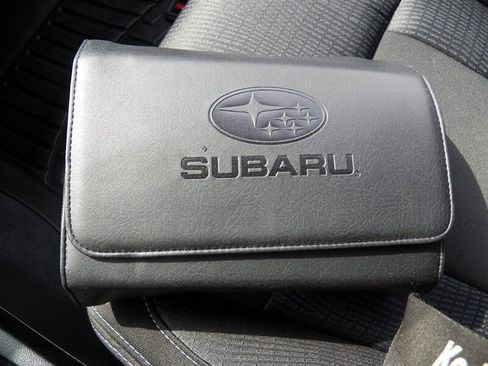 Used 2023 Subaru Ascent Premium w/ Convenience Package AWD/4WD image 25