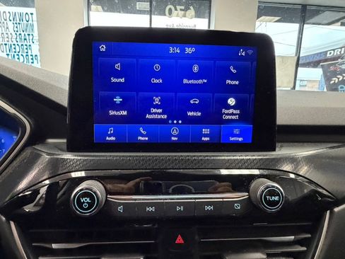 Used 2021 Ford Escape SEL w/ SEL Stealth AWD Package image 40