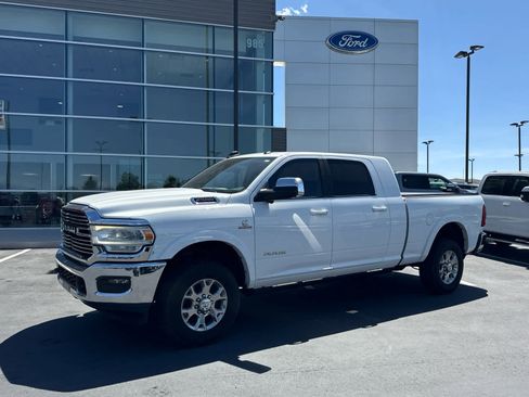 Used 2019 RAM 2500 Laramie AWD/4WD image 1