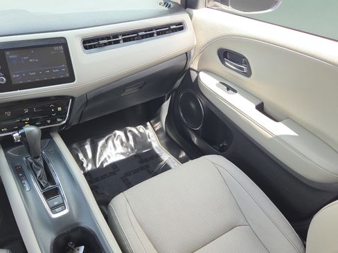 Used 2022 Honda HR-V EX-L image 14