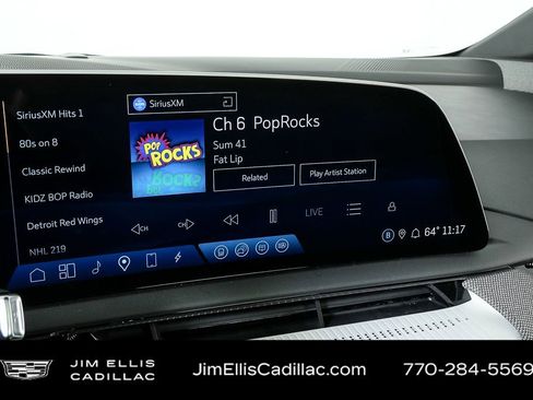 Certified 2025 Cadillac Optiq Luxury 2 w/ LPO, Floor Liner Package image 16