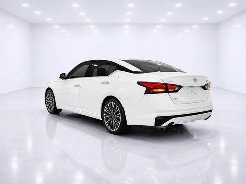 Used 2023 Nissan Altima 2.5 SL AWD/4WD image 3
