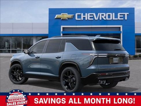 New 2026 Chevrolet Traverse RS w/ LPO, Floor Liner Package image 3