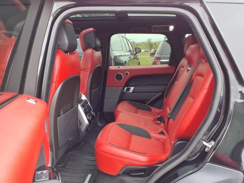 Used 2019 Land Rover Range Rover Sport Supercharged AWD/4WD image 11