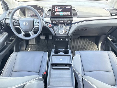Used 2026 Honda Odyssey Touring image 17