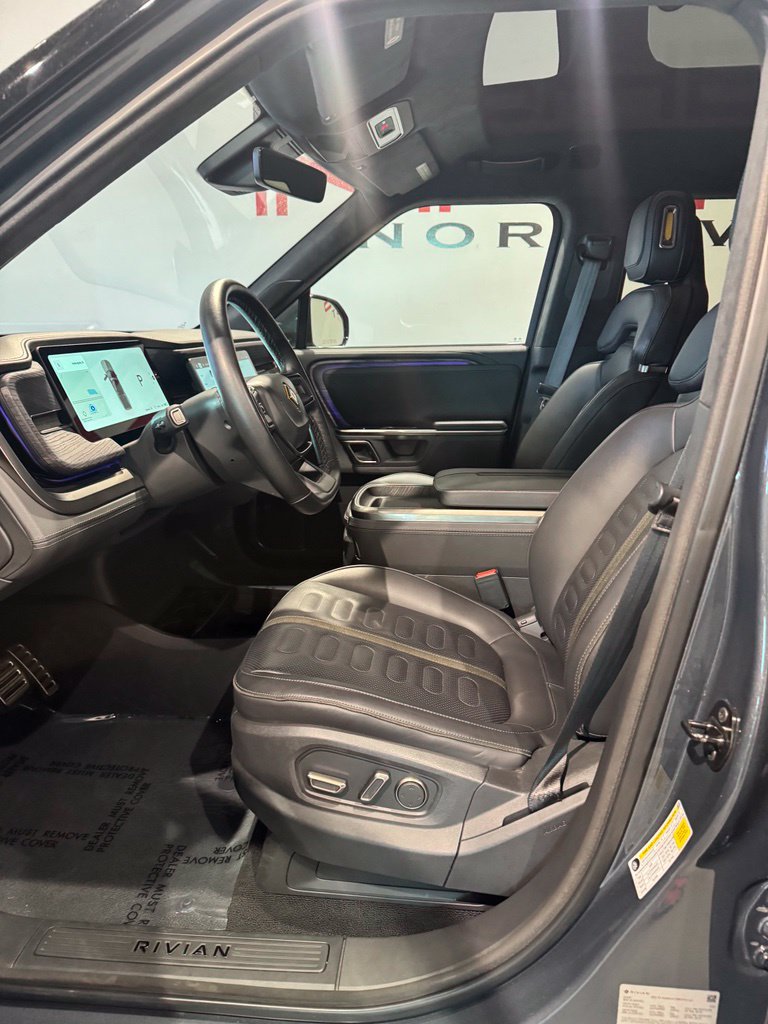 Used 2024 Rivian R1T Adventure Dual AWD/4WD image 12
