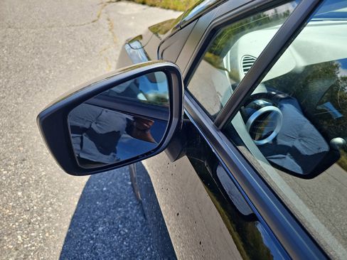 New 2025 Nissan Versa SV w/ Trunk Package image 13