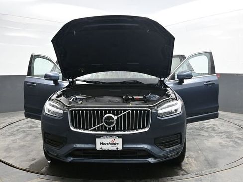 Used 2020 Volvo XC90 T6 Momentum w/ Protection Package Premier image 42