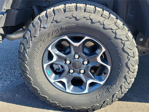 Used 2022 Jeep Wrangler Unlimited Rubicon 4xe w/ Cold Weather Group image 6