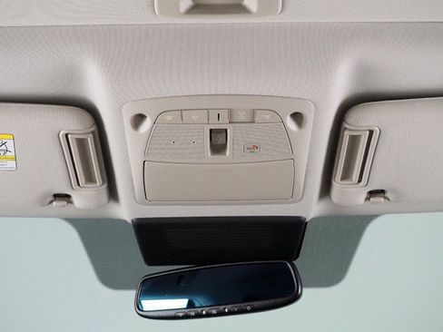 Used 2022 Nissan Armada SL image 70